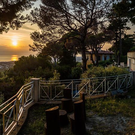 Appartamento Montenero Vista Mare 리보르노 외부 사진