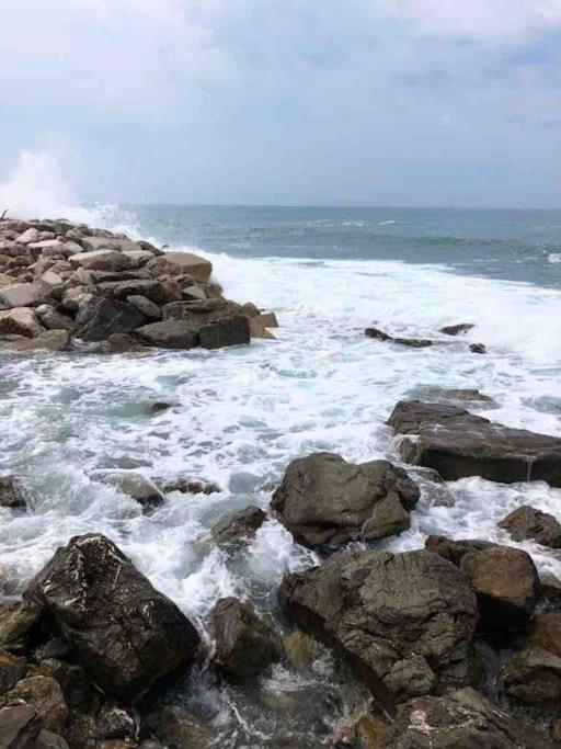 Appartamento Montenero Vista Mare 리보르노 외부 사진