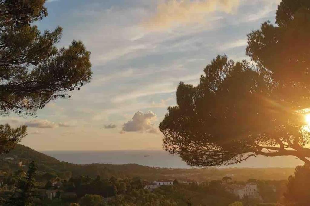 Appartamento Montenero Vista Mare 리보르노 외부 사진